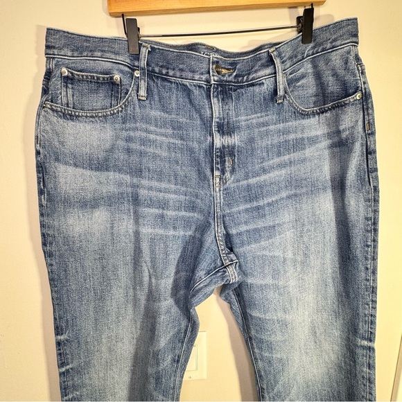 J. Crew Mid-rise Straight Jean Raw Hem Size 35 = Size 20 - Picture 6 of 16